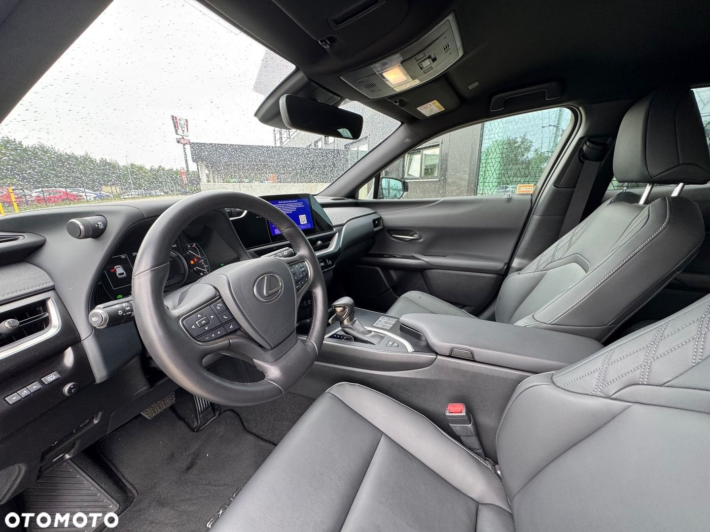 Lexus UX 250h GPF F Sport Design 2WD - 12