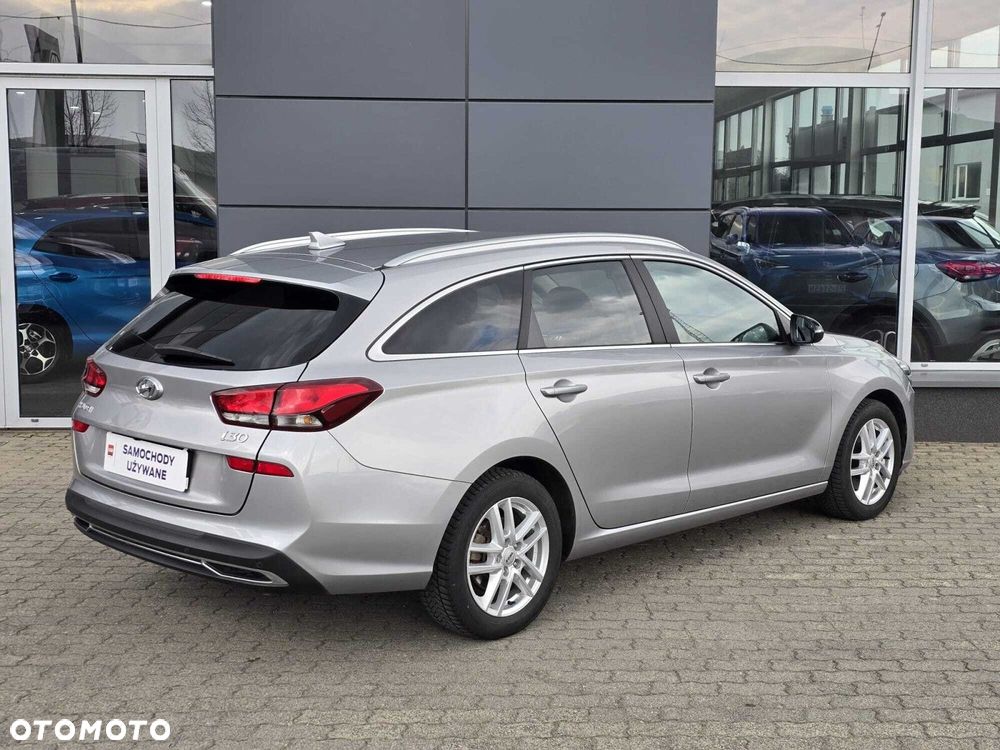 Hyundai i30 1.0 T-GDI Smart DCT - 6