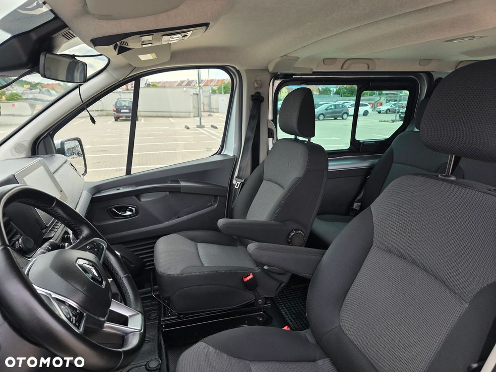 Renault Trafic 2.0 dCi EDC - 8