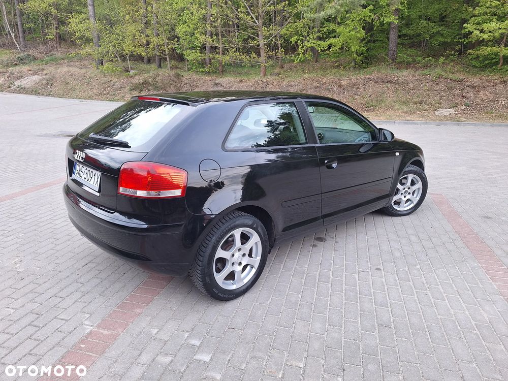 Audi A3 3-drzwiowe 1.6 Ambiente - 27