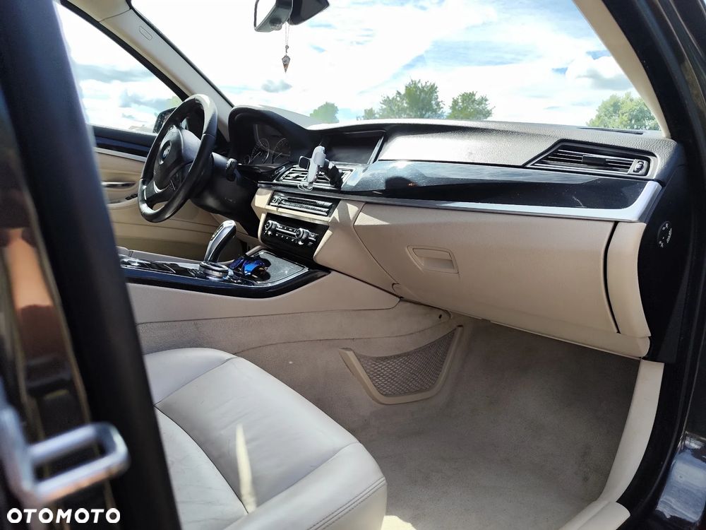BMW Seria 5 520i Modern Line - 13