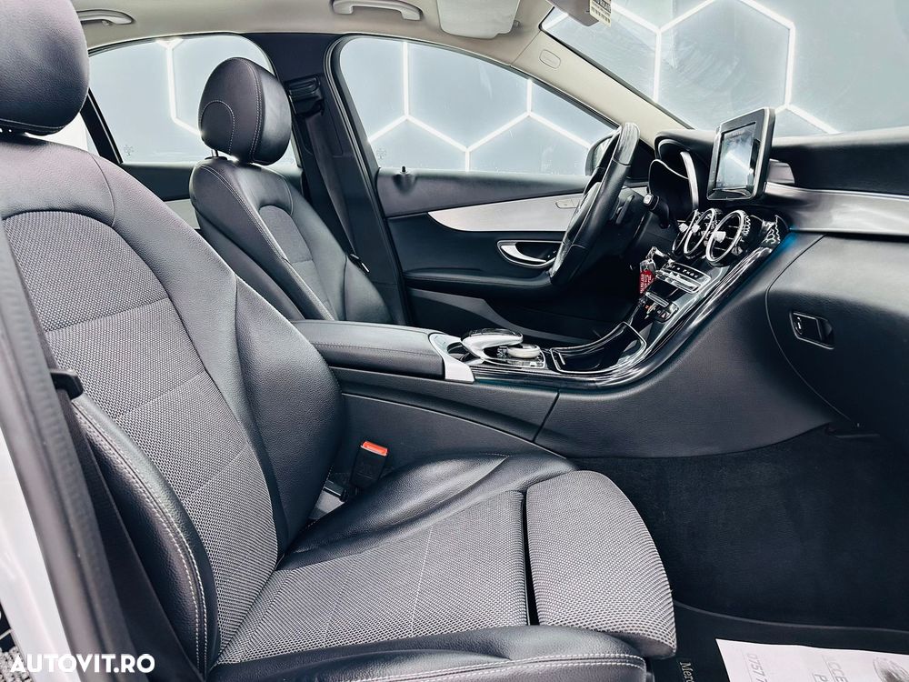 Mercedes-Benz C 220 d 9G-TRONIC Exclusive - 18