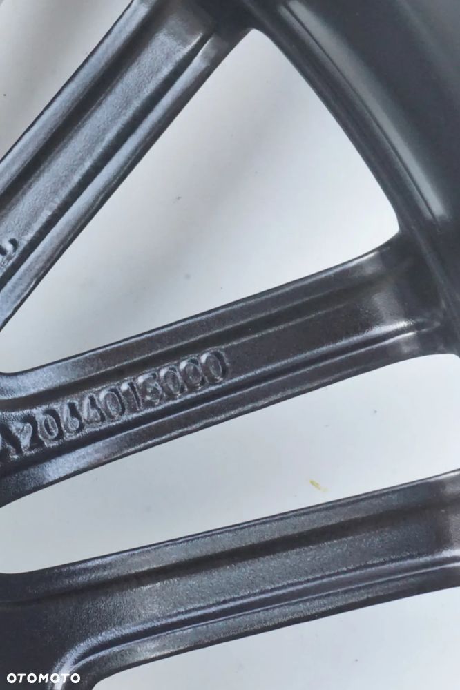 Mercedes 5x112 18 8,5J et52 A2064015000 stan bdb- - 5