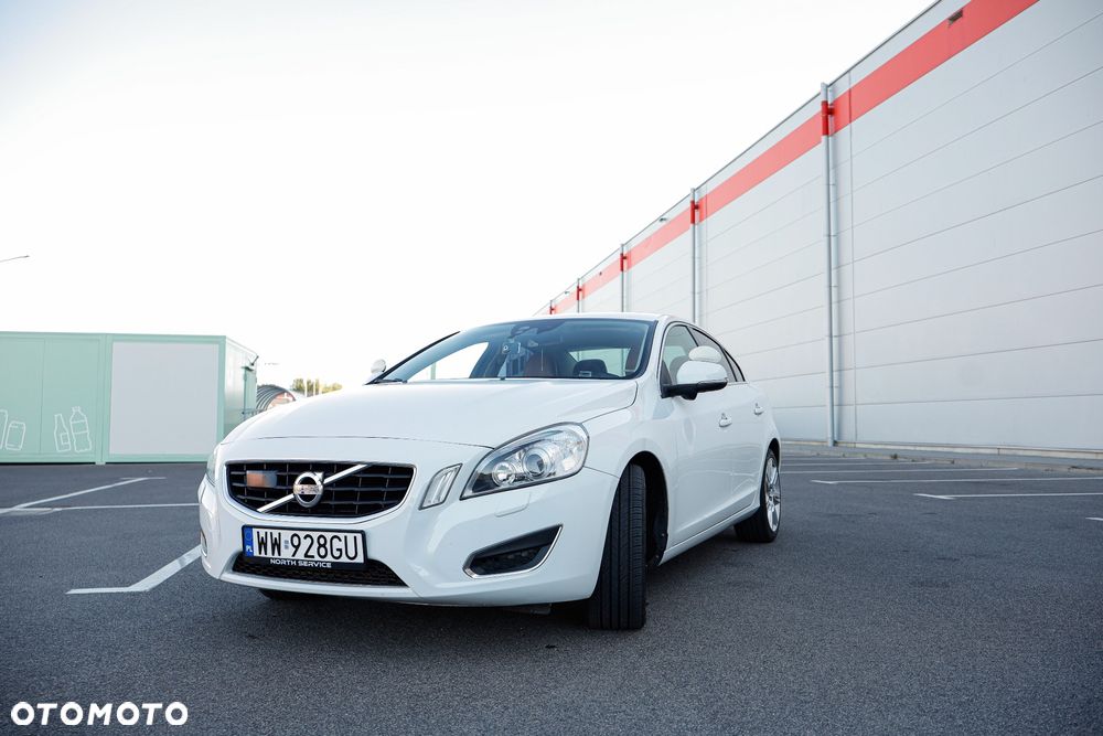 Volvo S60 - 1