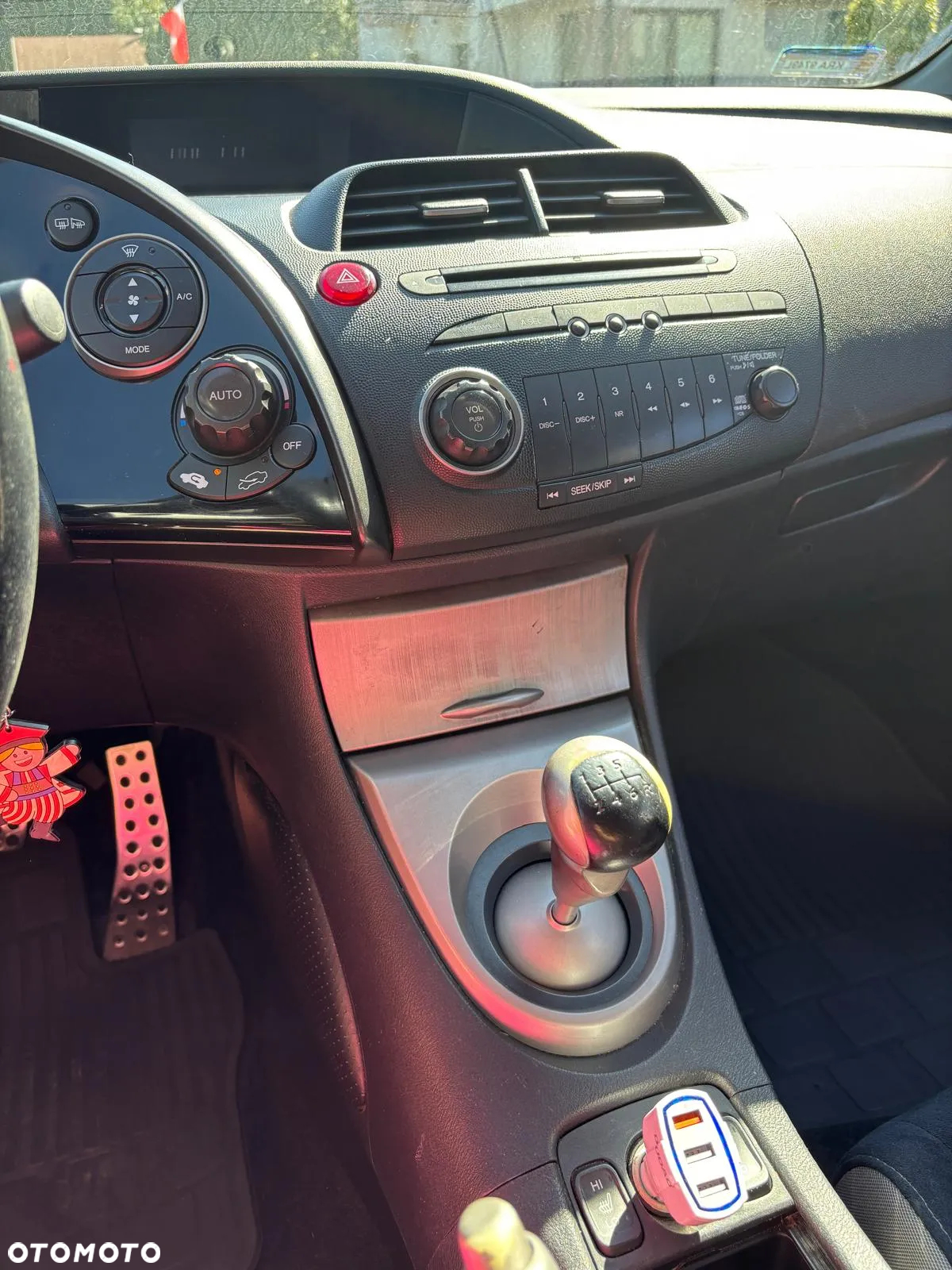 Honda Civic 1.8 Comfort - 9