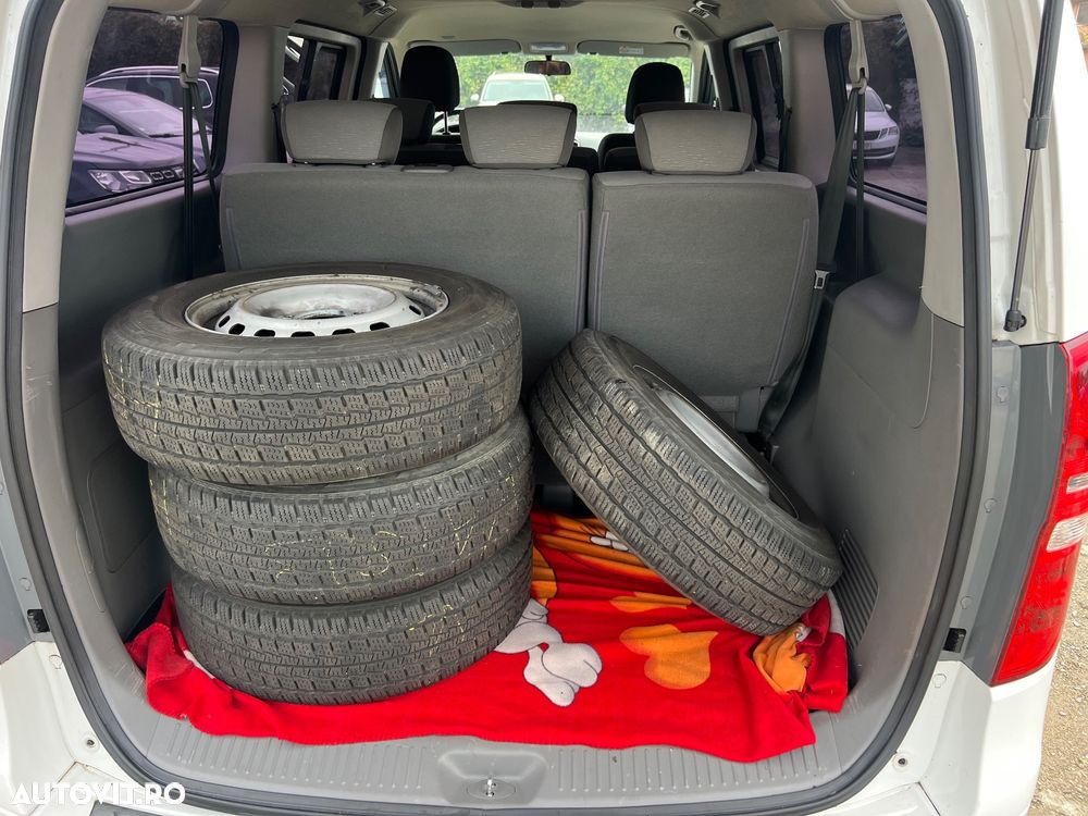 Hyundai H-1 Starex - 35