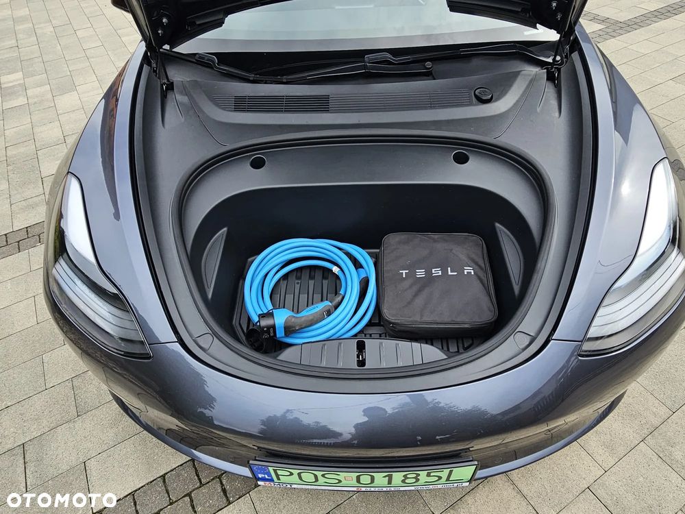 Tesla Model 3 Langstreckenbatterie Allradantrieb Dual Motor - 30
