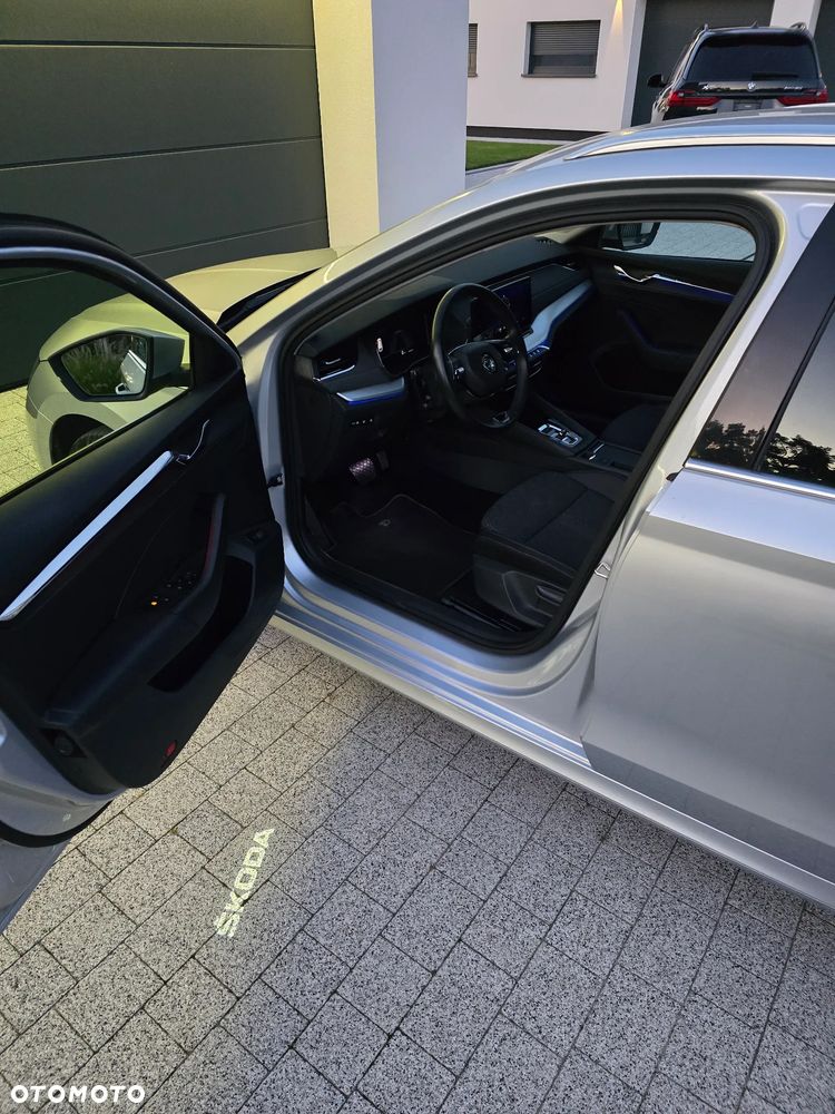 Skoda Octavia 2.0 TDI Style DSG - 13