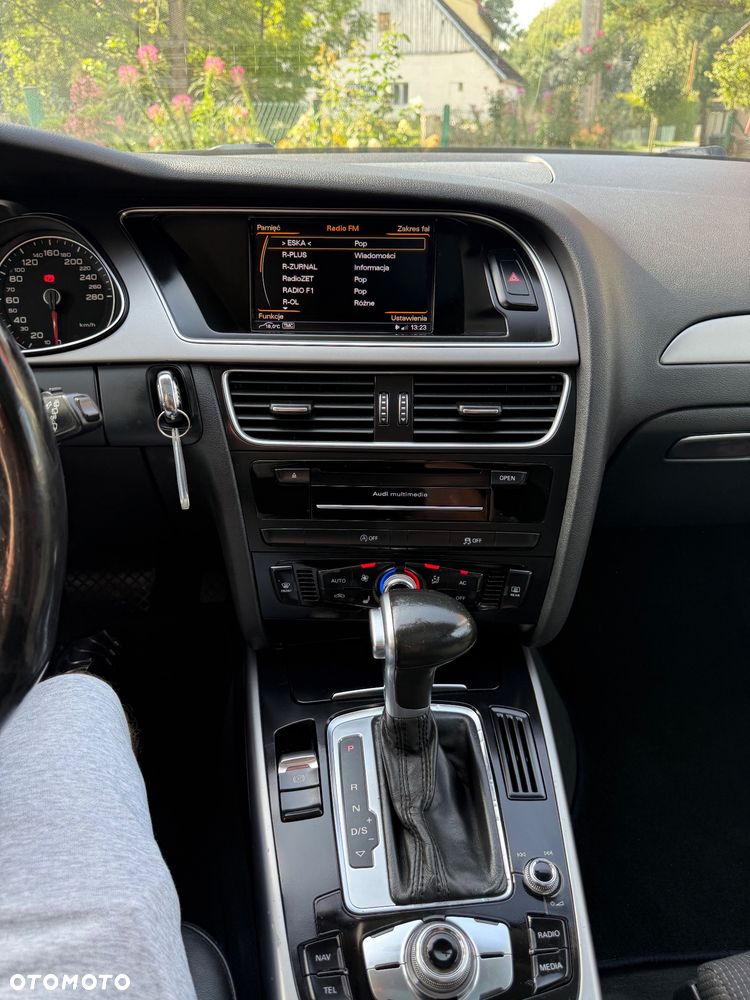 Audi A4 Avant - 10