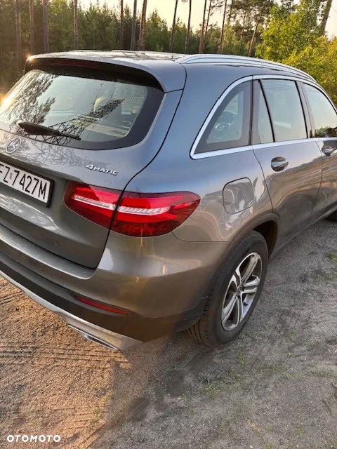 Mercedes-Benz GLC 220 d 4-Matic - 4