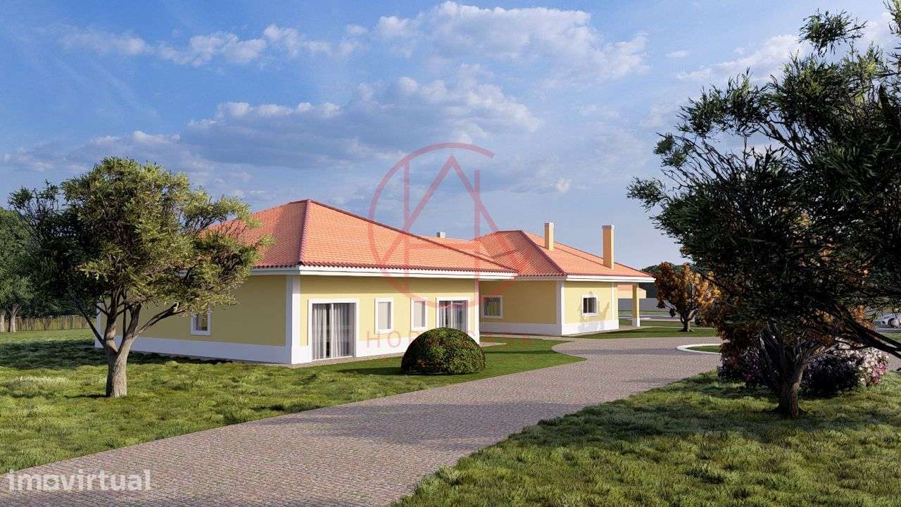 Vendas de Azeitão -Terreno - 12.000 m2 - com projecto aprovado - Grande imagem: 2/19