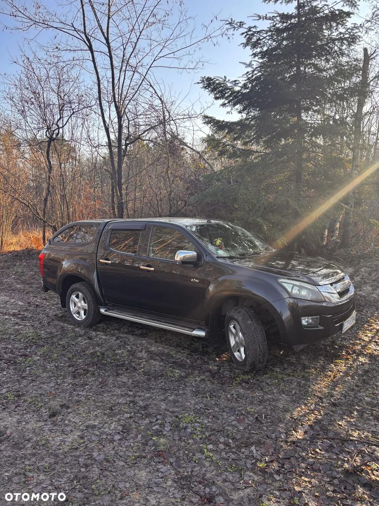 Isuzu D-Max 2.5 DC LSX - 17