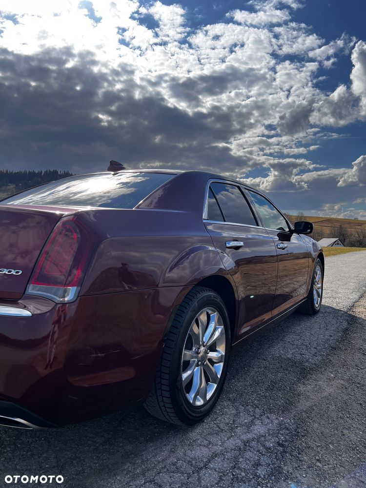 Chrysler 300 - 10