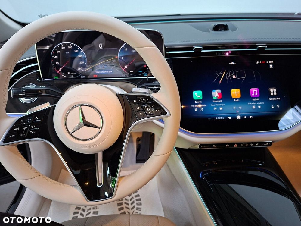 Mercedes-Benz Klasa E - 24