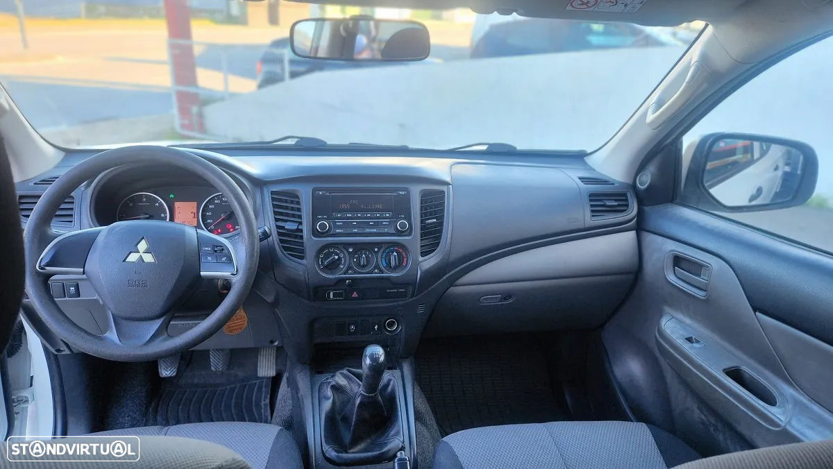 Mitsubishi L200 2.4 DI-D CD Invite 2WD - 5