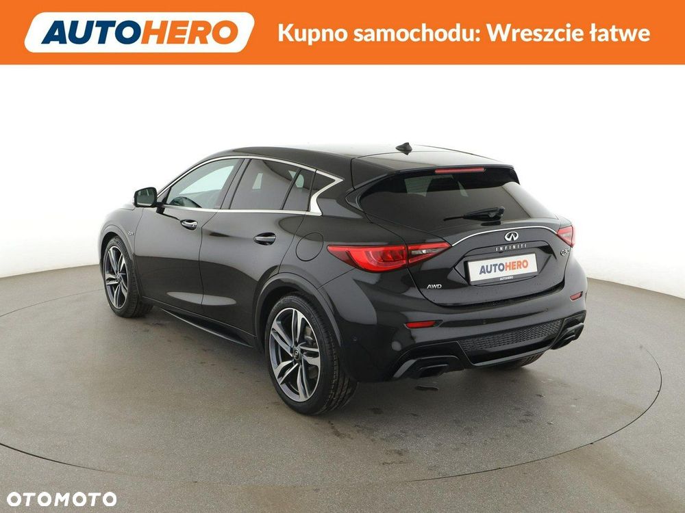 Infiniti Q30 2.0t Sport AWD 7DCT - 5