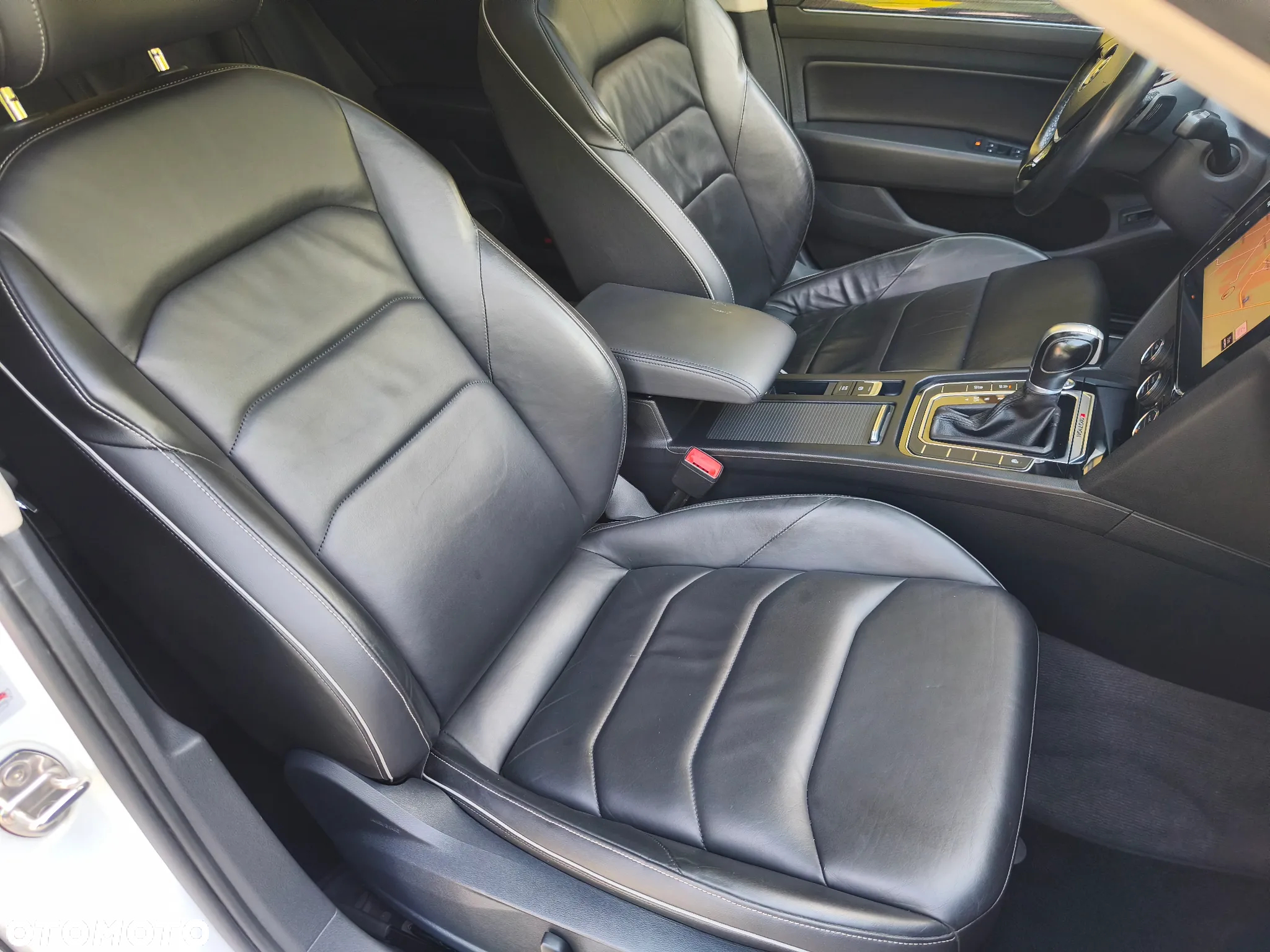 Volkswagen Arteon 2.0 TDI SCR 4Motion DSG Elegance - 30