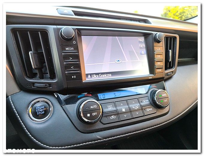 Toyota RAV4 2.0 D-4D 4x2 Start-Stop Executive - 30