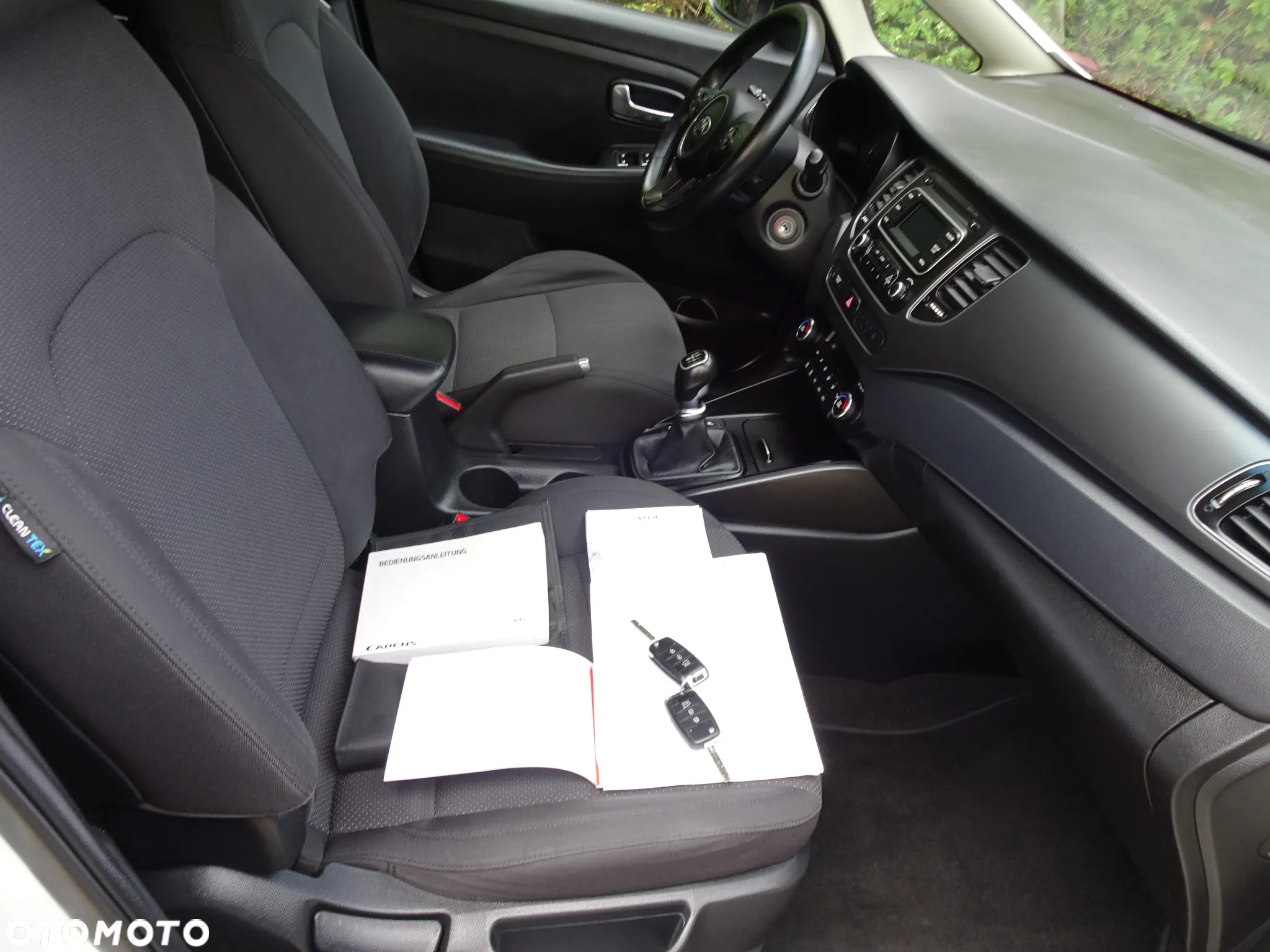 Kia Carens 1.6 GDI Business Line 7os EU6 - 8