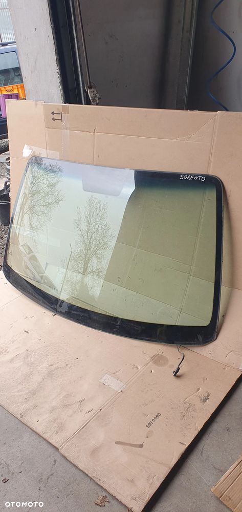 Szyba czołowa przód przednia Kia Sorento AS1 - 2