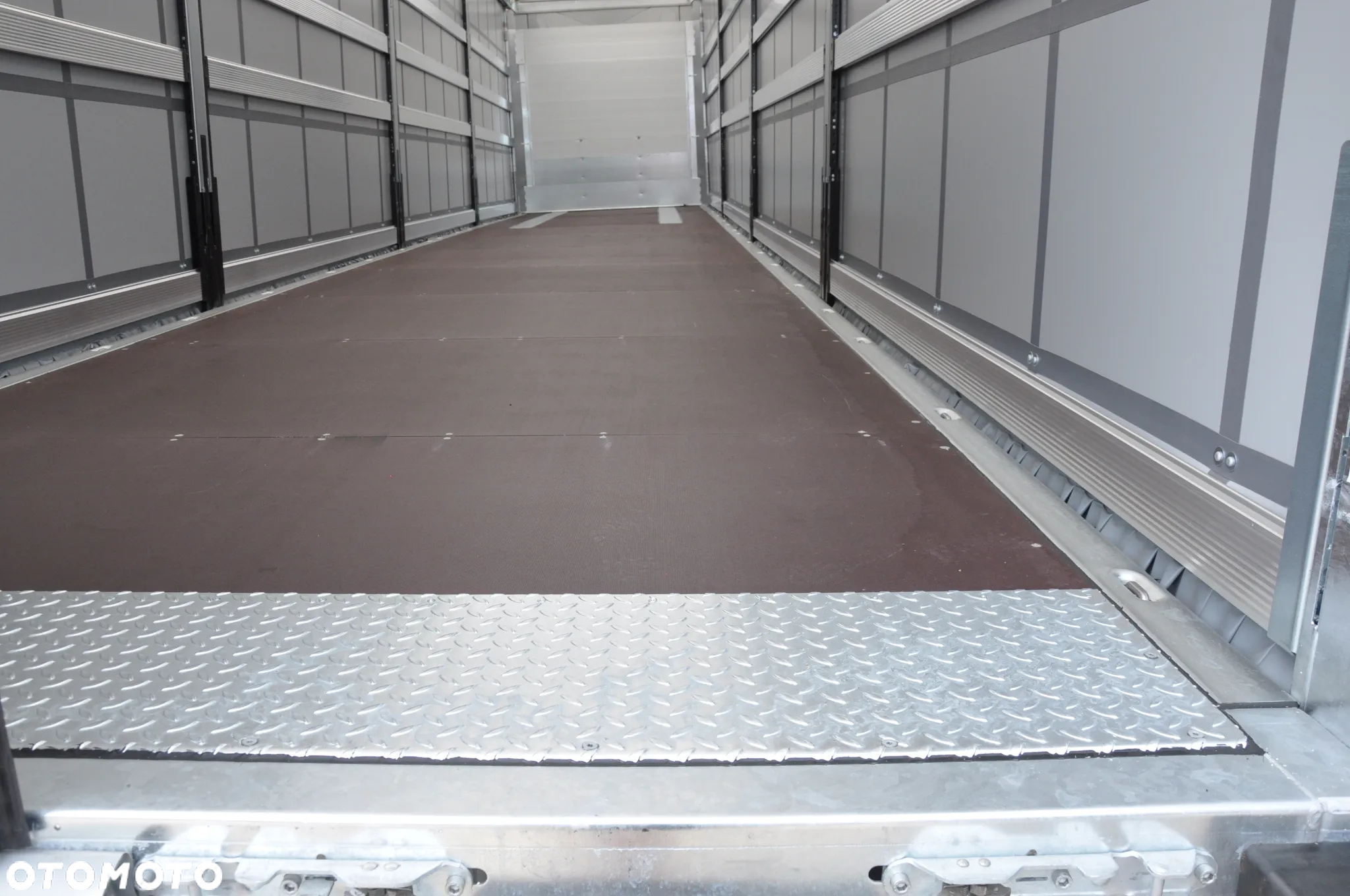Schmitz Cargobull STANDARD PODNOSZONY DACH PODNOSZONA OŚ DWA KOŁA ZAPASOWE - 27