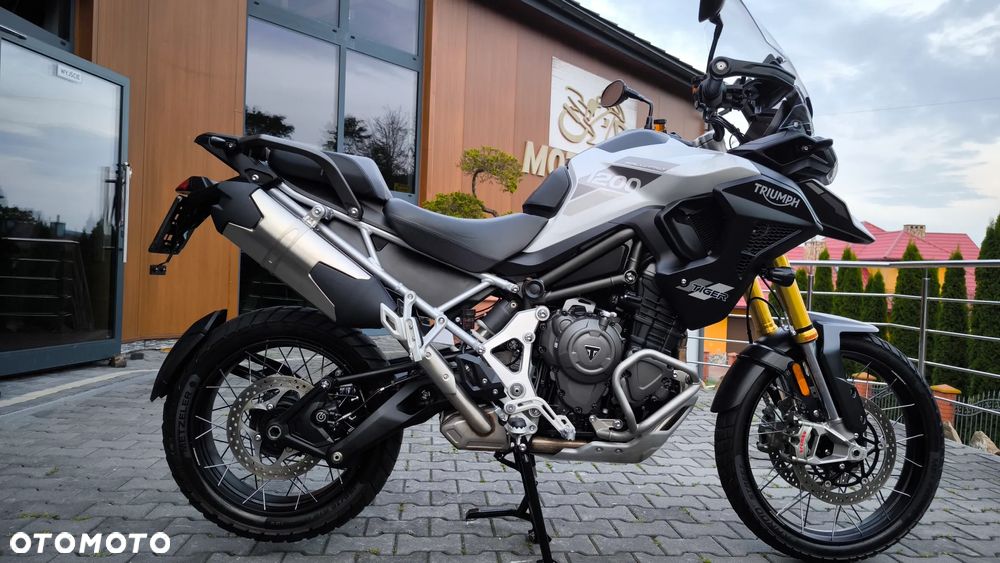 Triumph Tiger - 6