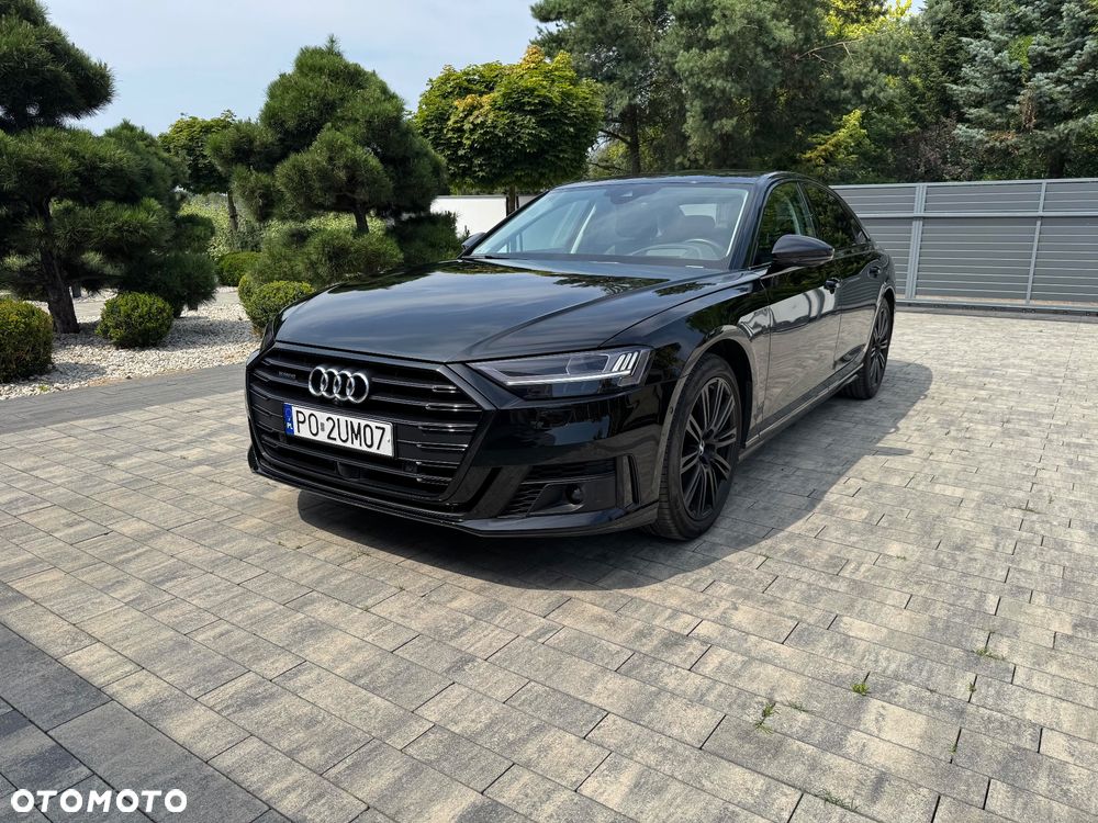 Audi A8 - 1