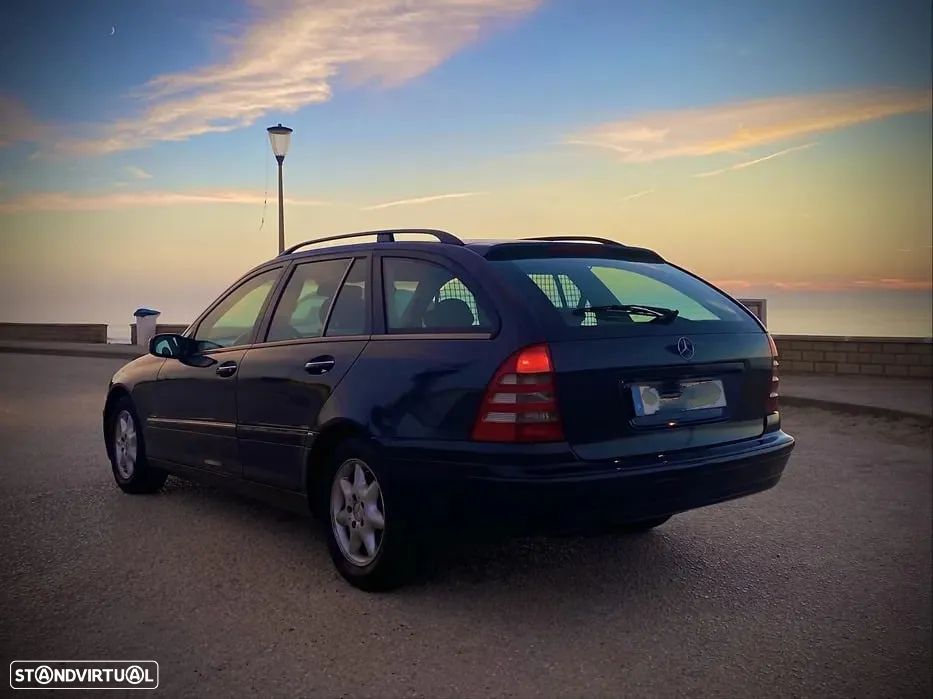 Mercedes-Benz C 220 CDi Avantgarde - 4