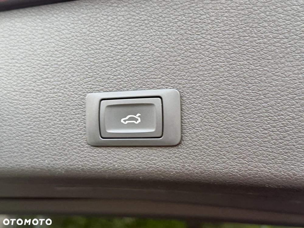 Audi e-tron 55 Quattro Advanced - 32