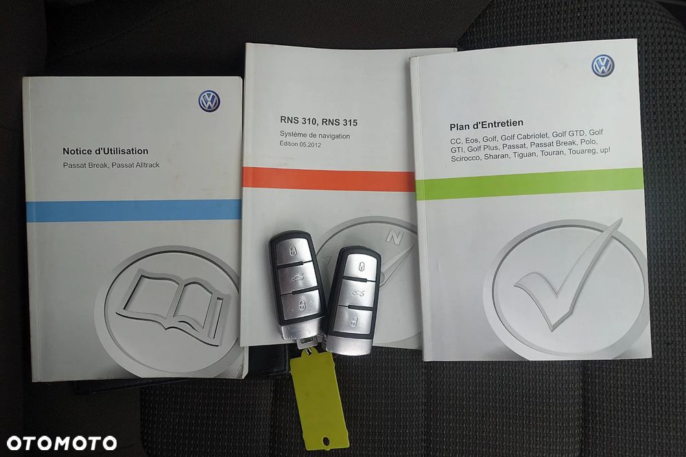 Volkswagen Passat 2.0 TDI DSG BlueMotion Technology Comfortline - 35