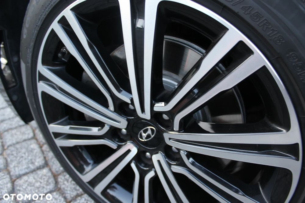 Hyundai i40 Kombi 1.7 CRDi DCT Premium - 35