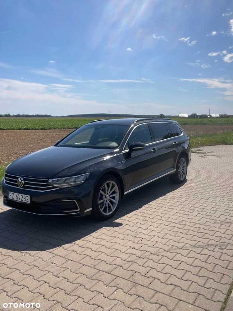 Volkswagen Passat - 6