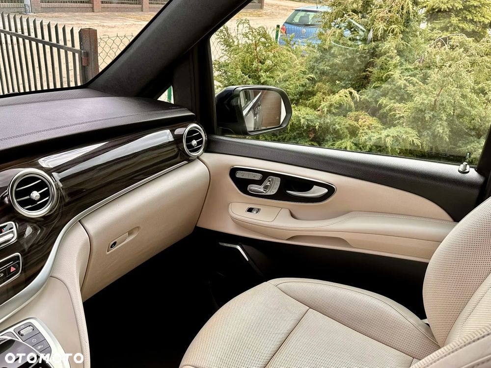 Mercedes-Benz Klasa V 250 d 4-Matic Exclusive 7G-Tronic - 15