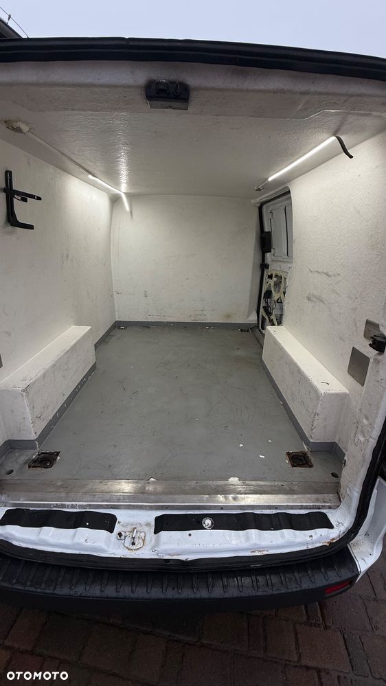 Ford Transit Custom - 8