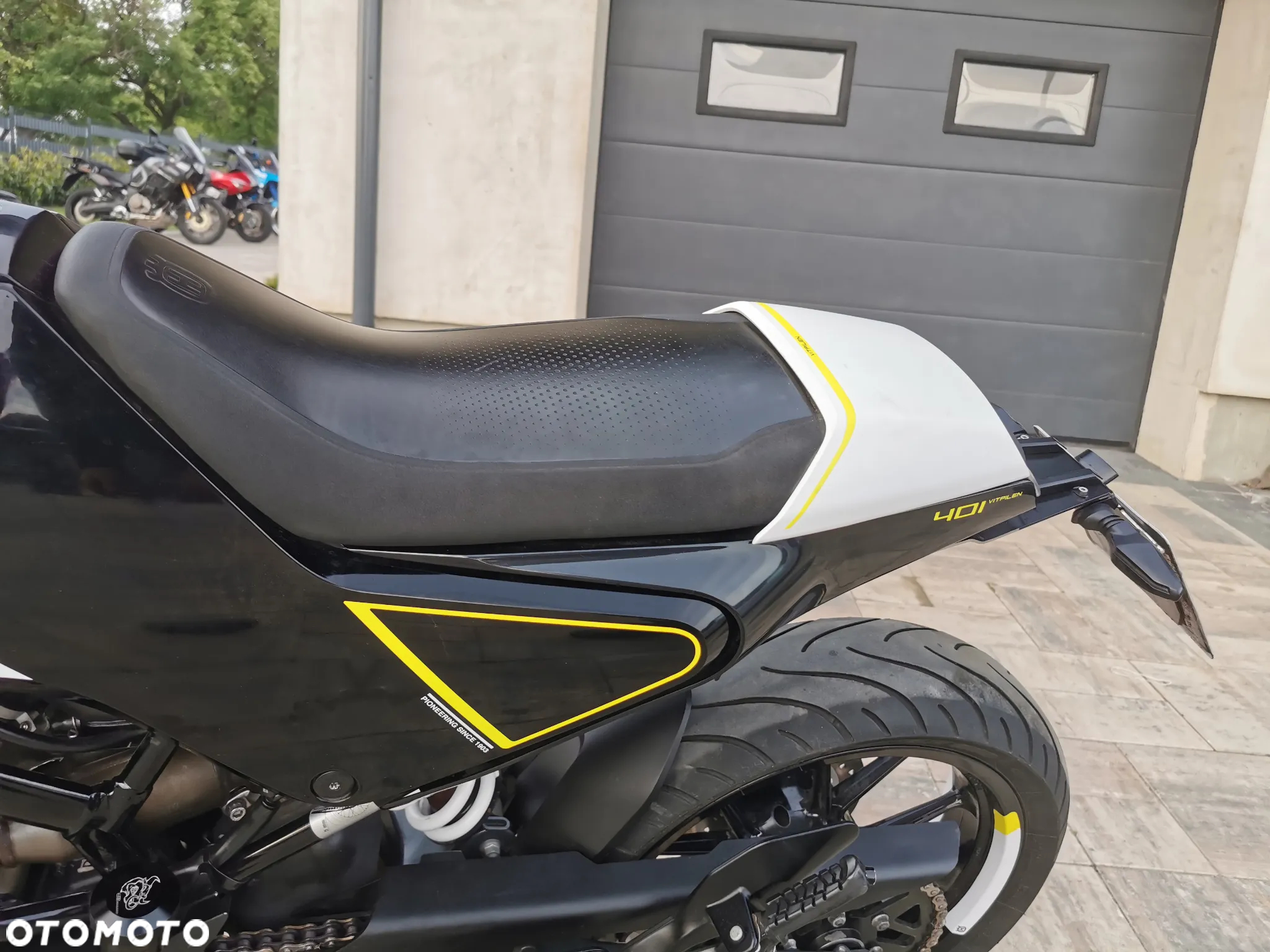 Husqvarna Vitpilen - 8