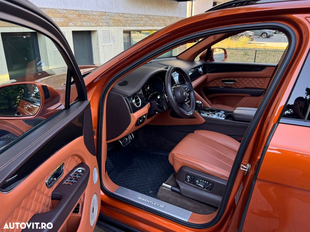 Bentley Bentayga - 10