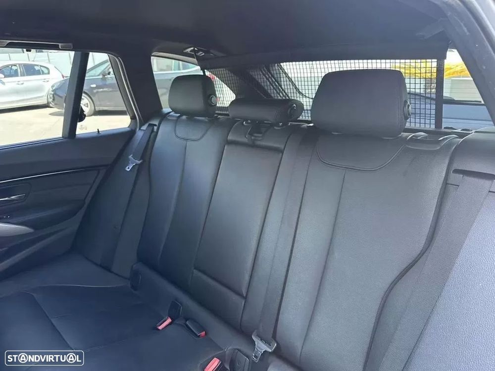 BMW 320 d Pack M Auto - 22
