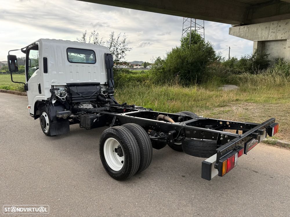Isuzu NLR 3.0 35.150 AC ABS - 14