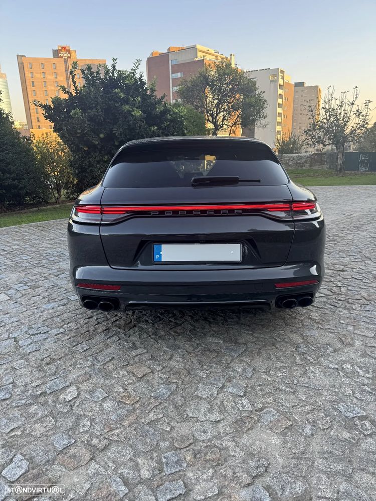 Porsche Panamera 4 E-Hybrid - 2
