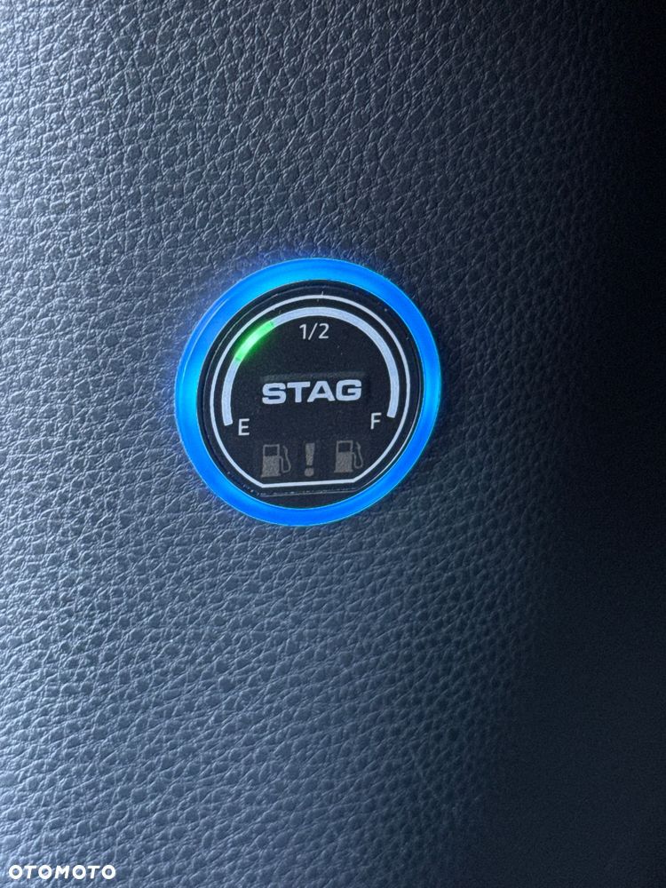 Toyota Corolla 1.6 Comfort - 16