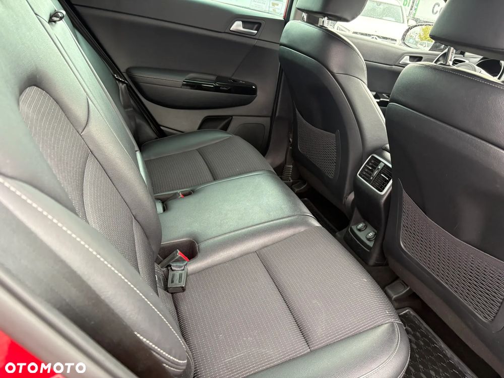 Kia Sportage 1.6 GDI L 2WD - 24