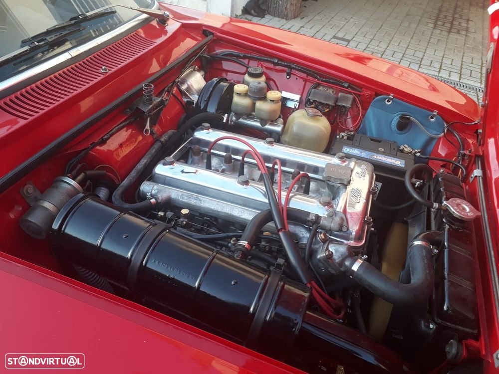 Alfa Romeo 2000 GTV - 9