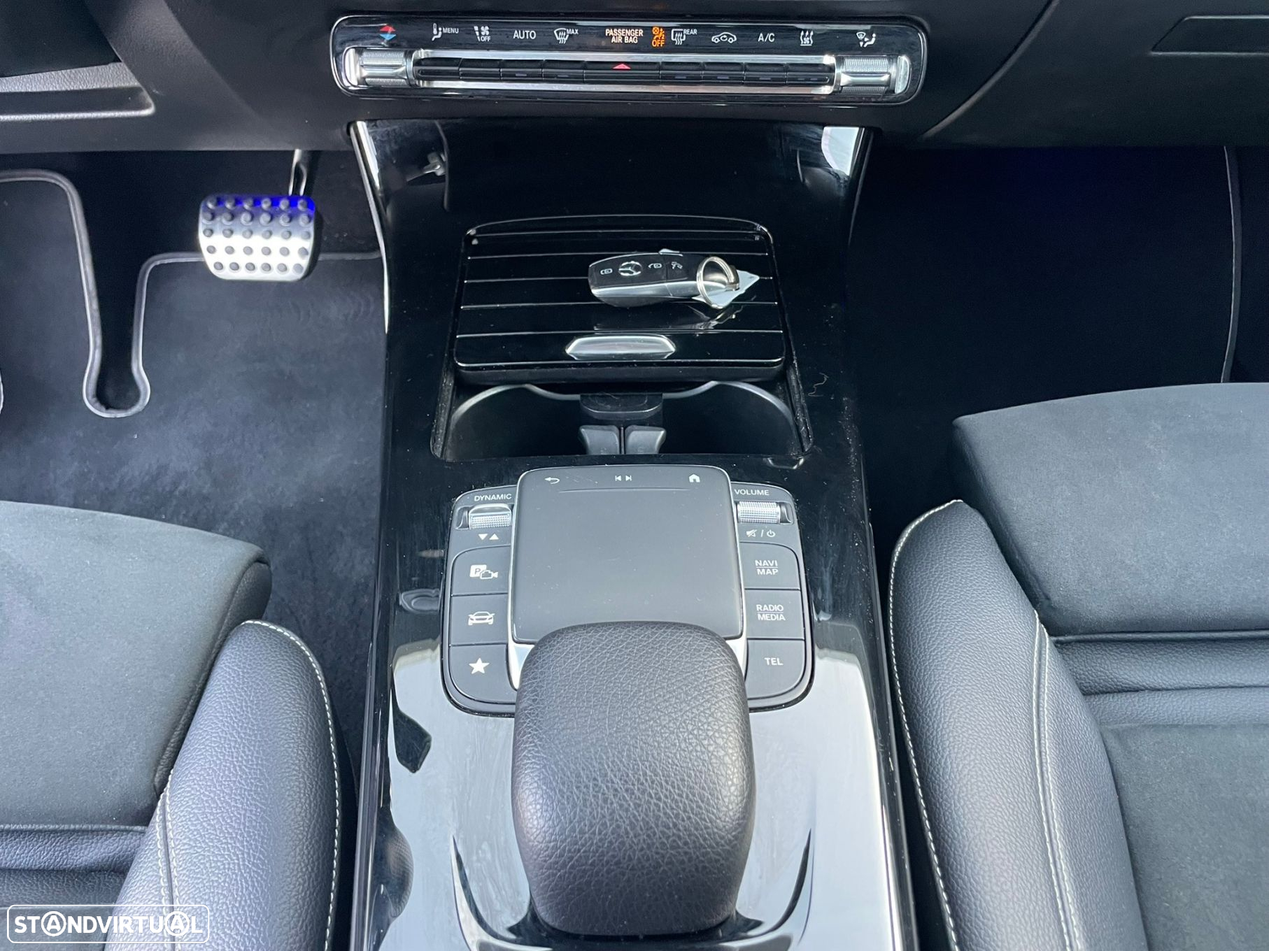 Mercedes-Benz CLA 250 - 40