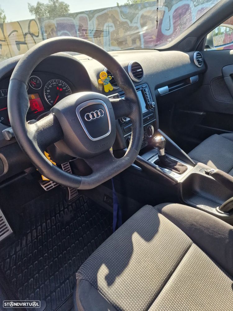 Audi A3 Sportback 2.0 TDi DSG - 7