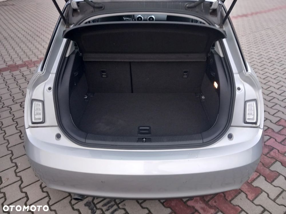 Audi A1 Sportback 1.6 TDI Attraction - 27