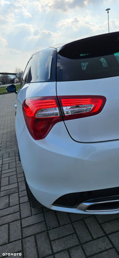 Citroën DS5 HDi 165 SoChic - 23