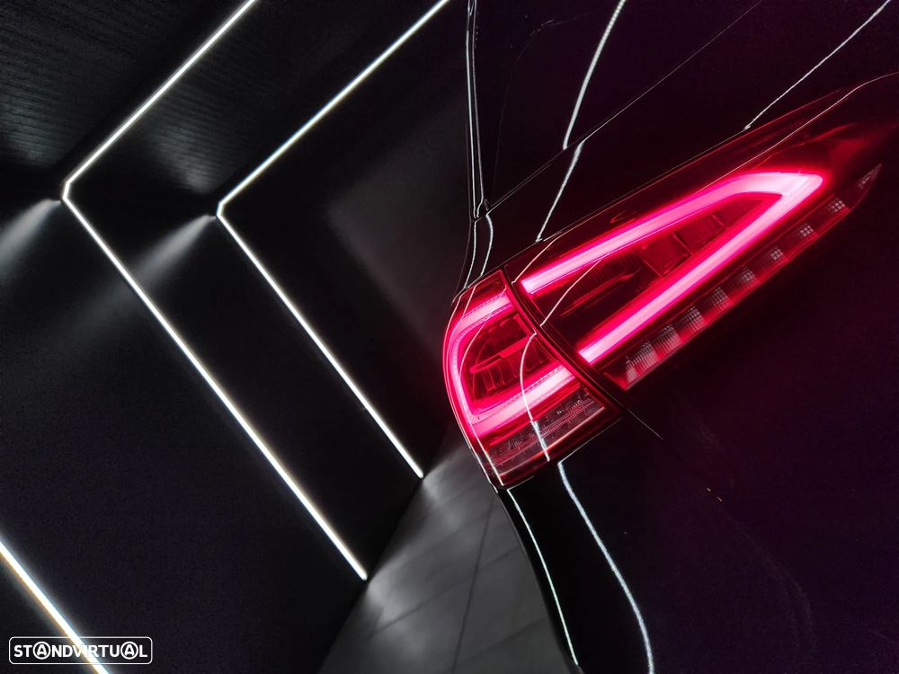 Mercedes-Benz A 250 e AMG Line - 33