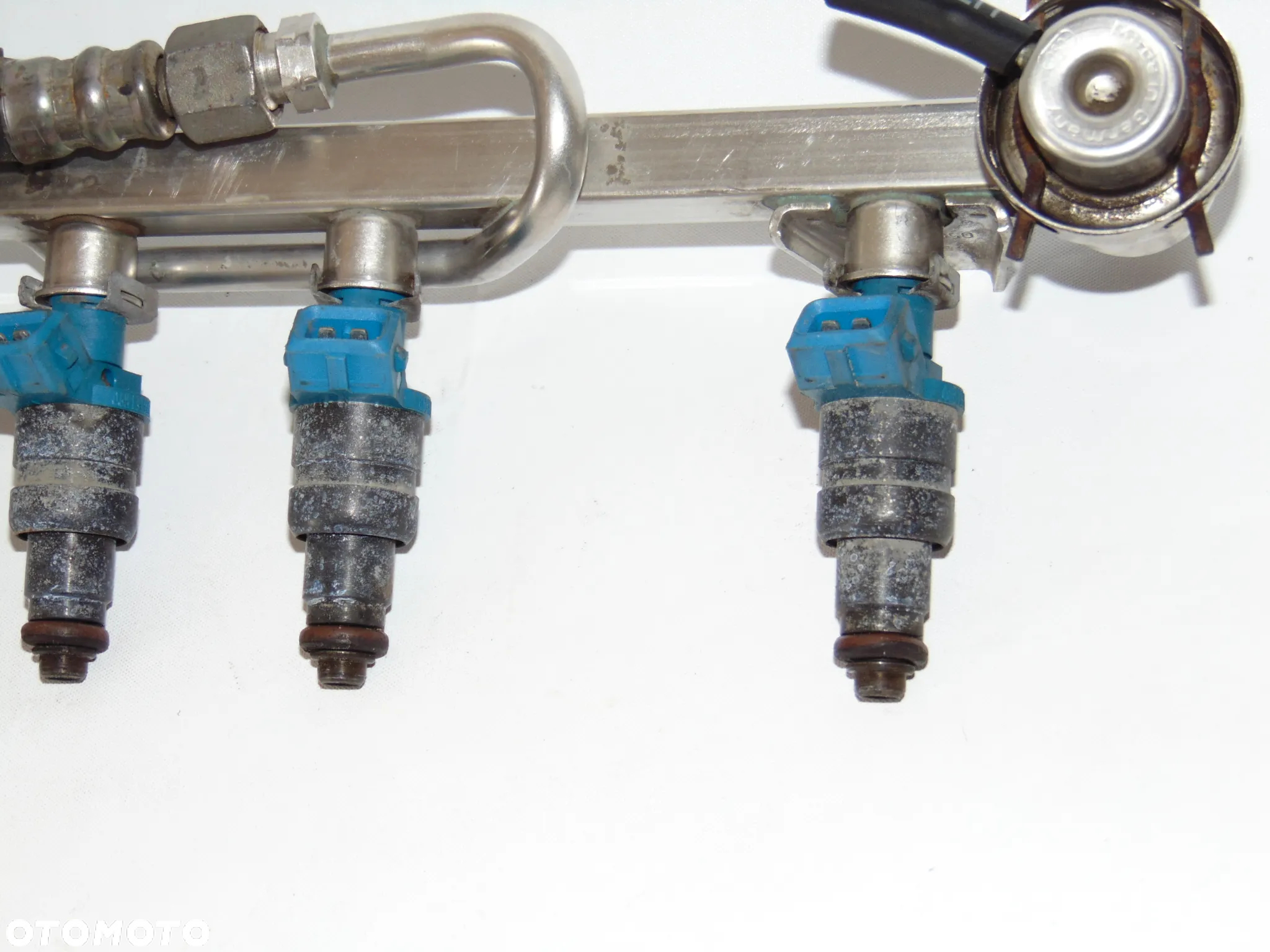 KOMPLET wtryski wtrysk paliwa 06B133551 VW Volkswagen Passat Audi A4 B5 benzyna 1.6 - 4