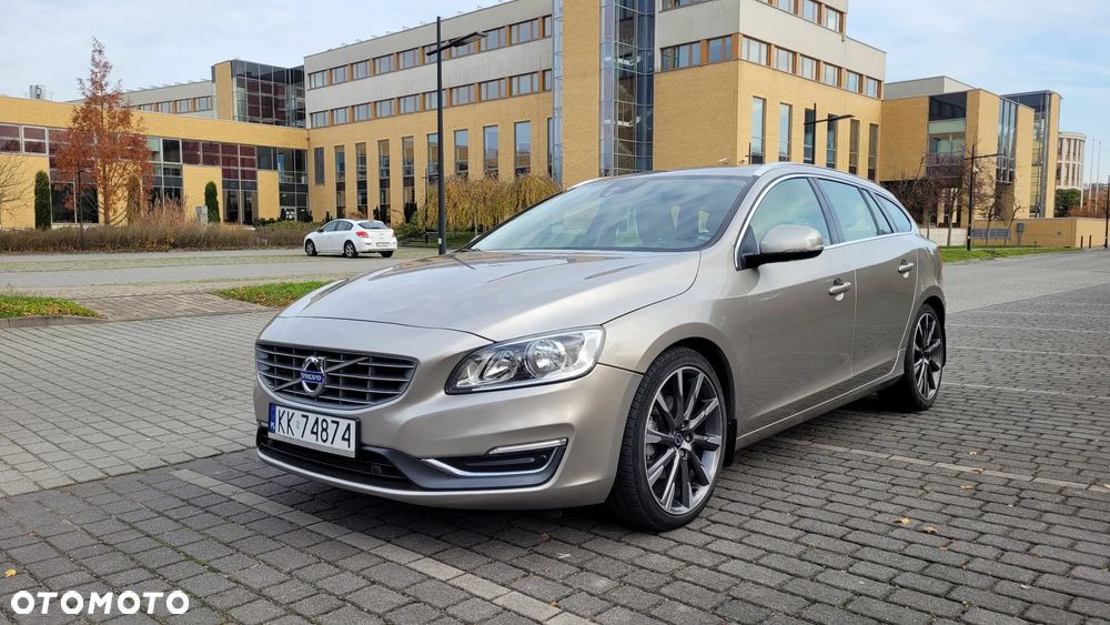Volvo V60 T5 Drive-E Summum - 3