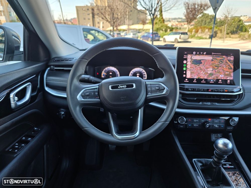 Jeep Compass 1.3 T Limited - 22
